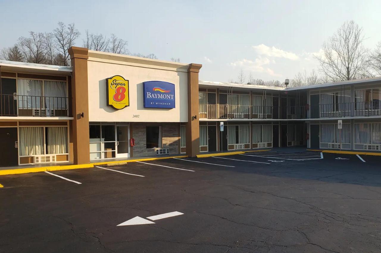 Super 8 By Wyndham Morganton Hotel Exterior photo